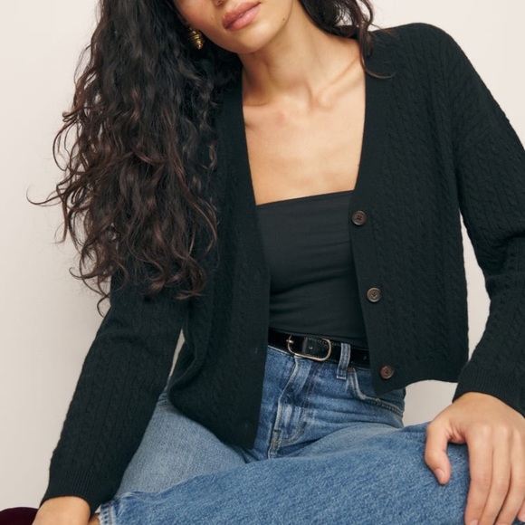 Reformation Sweaters - NWT Reformation Giusta Cropped Cashmere V Neck Button Knit Sweater Cardigan